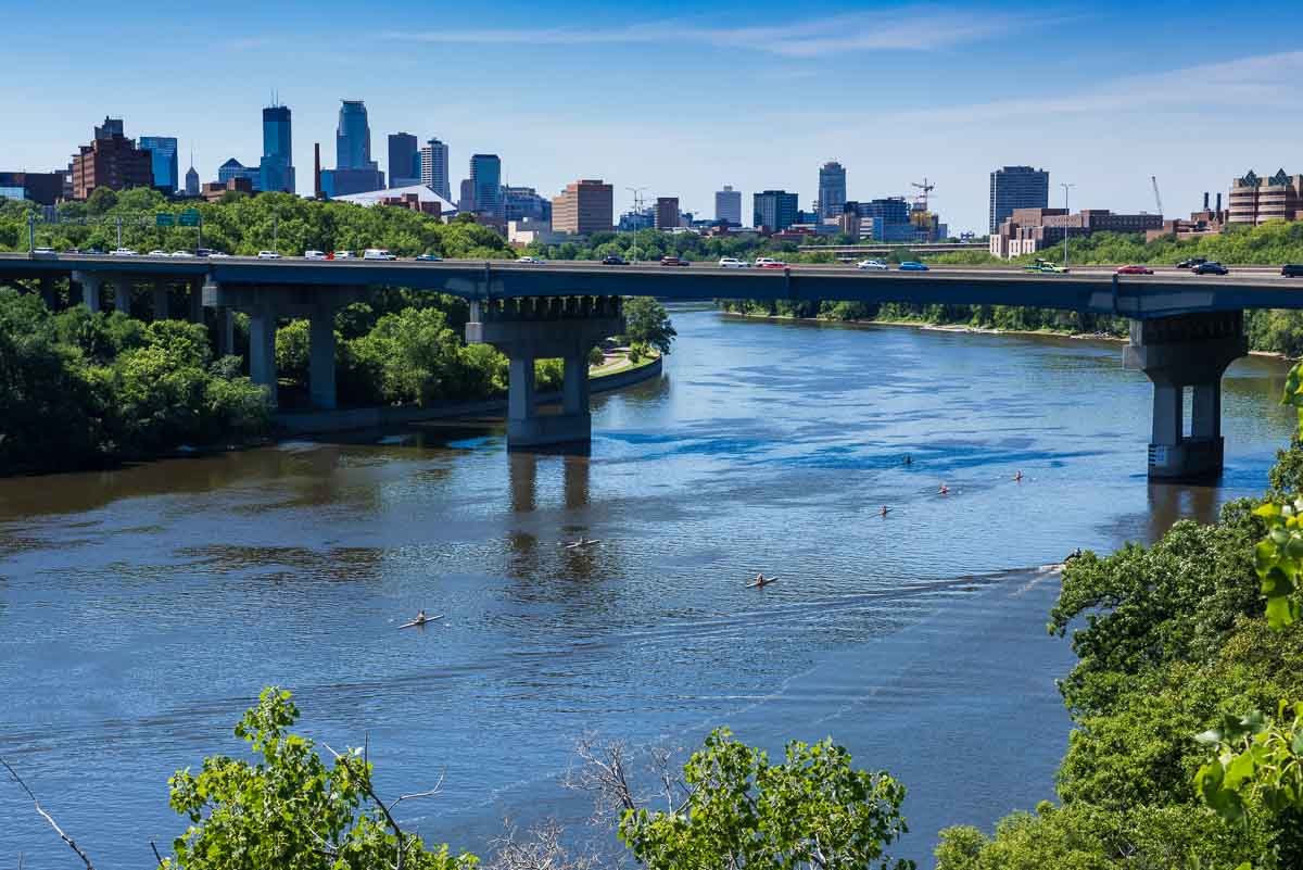 mississippi river kayakers