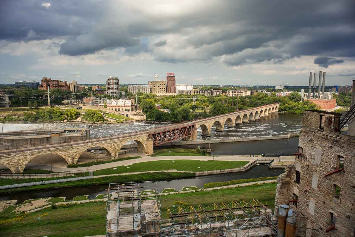 minnesota minneapolis stone arch view