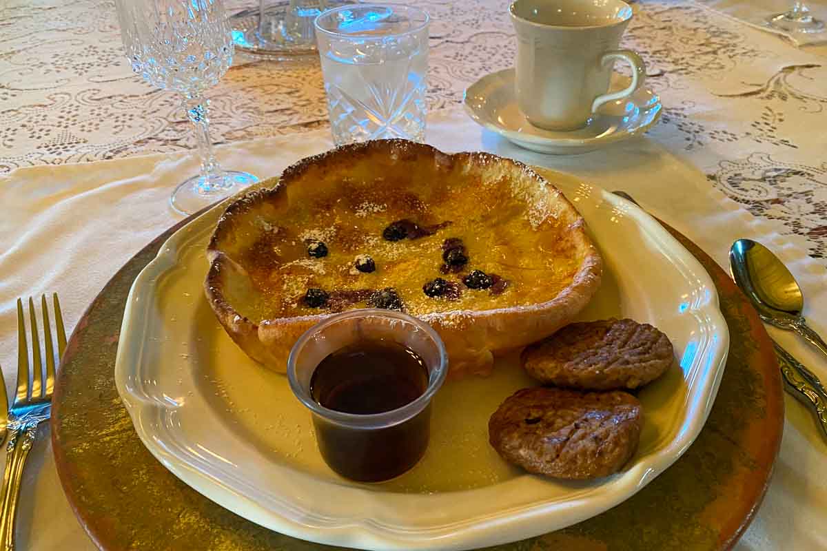 Cotton Mansion breakfast kuchen