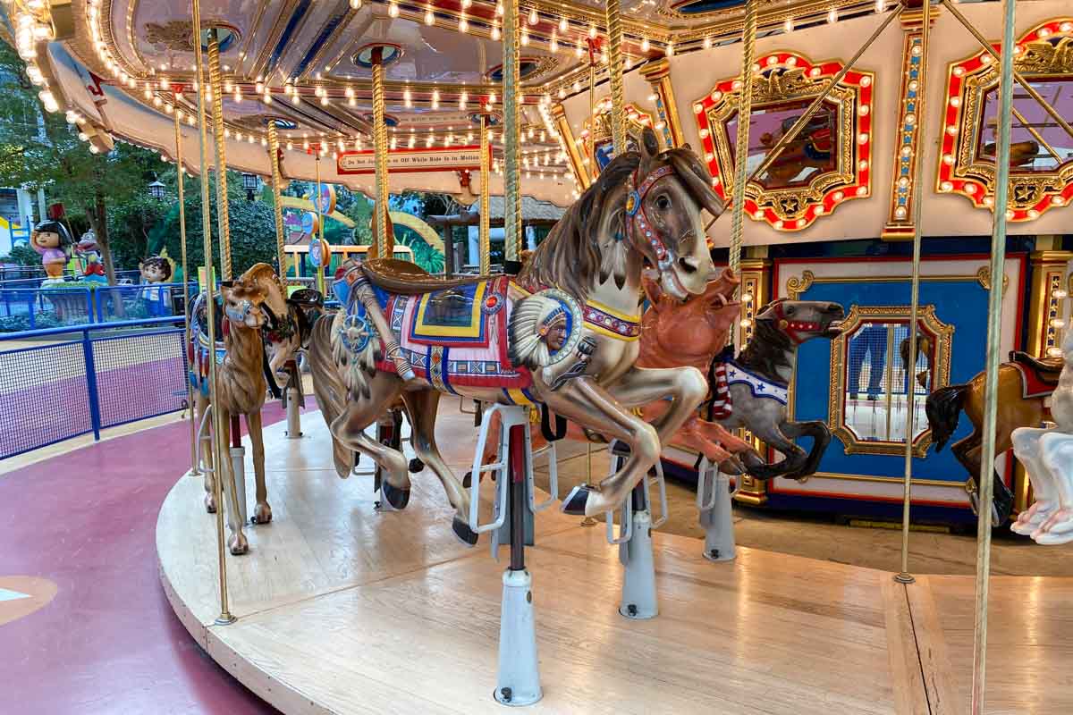carousel Mall of America amusement park